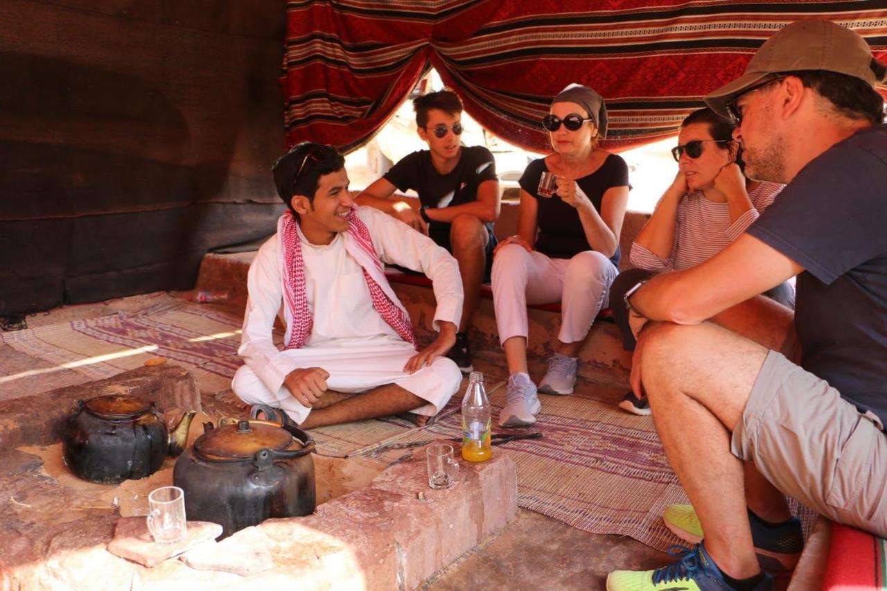 Wadi Rum Bedouin Camp And Desert Tours Екстер'єр фото