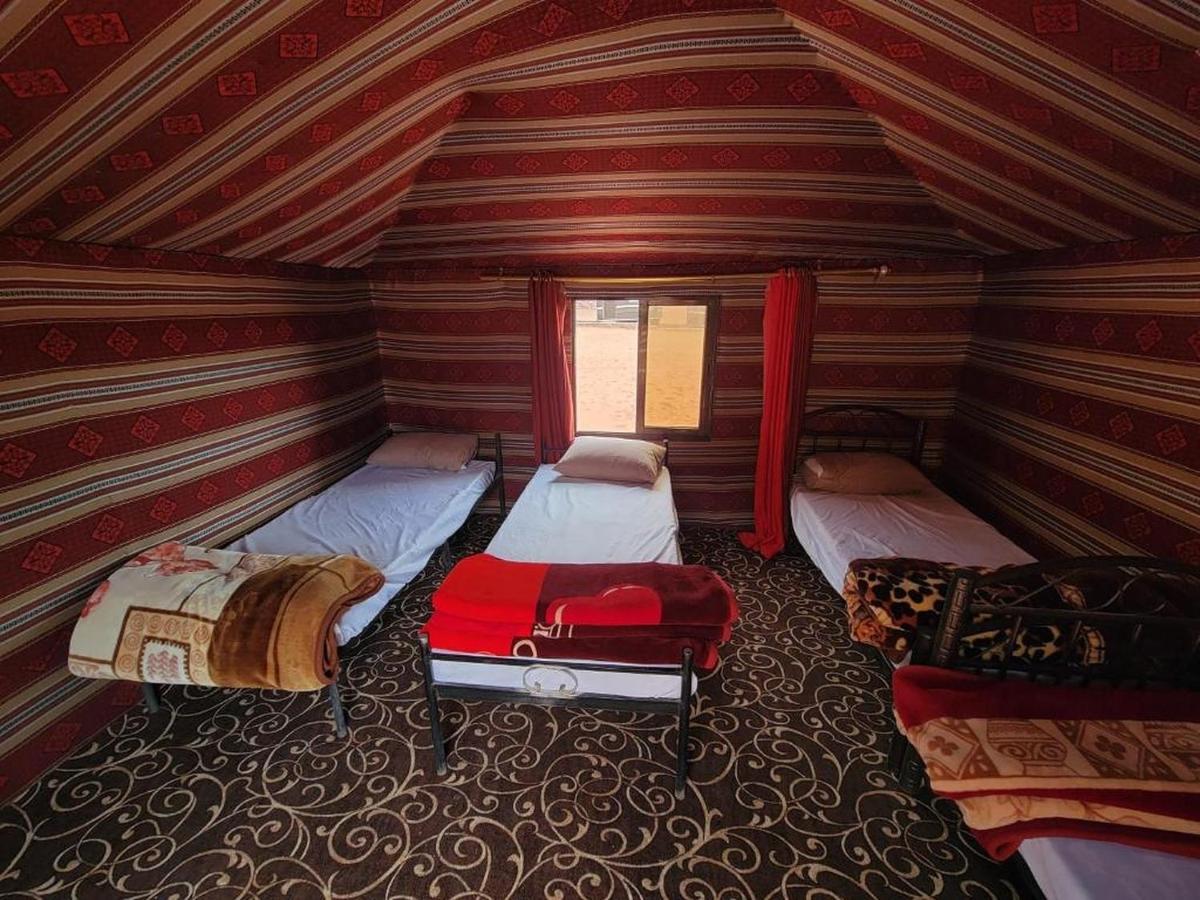 Wadi Rum Bedouin Camp And Desert Tours Екстер'єр фото