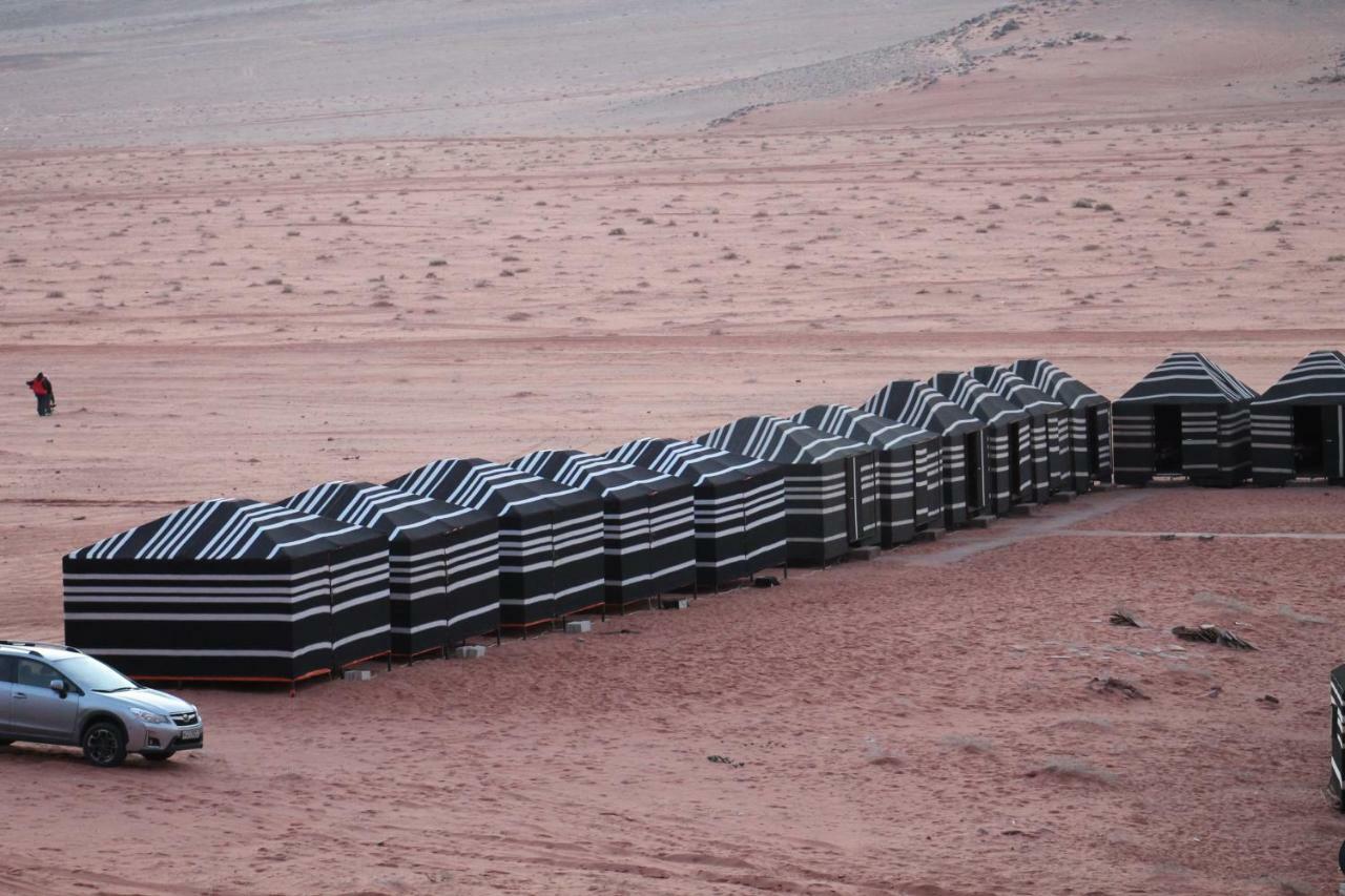 Wadi Rum Bedouin Camp And Desert Tours Екстер'єр фото